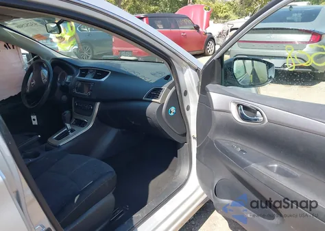 2015 Nissan Sentra Fe+ S/S/Sl/Sr/Sv z USA, uszkodzony, nr VIN 3N1AB7AP5FY267395